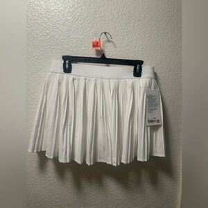 NWT lululemon varsity pleated skirt A62